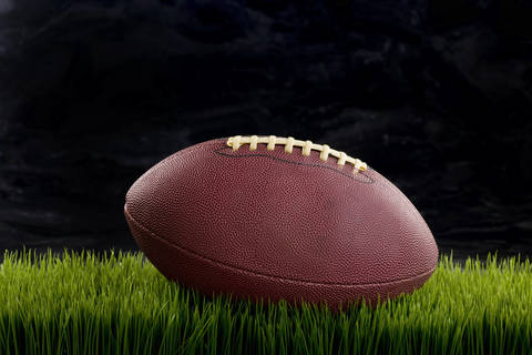 Football: Steinert Beats Robbinsville, 34-12