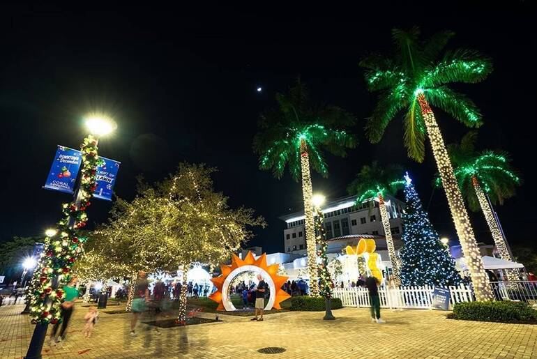 Coral Springs Holiday Events: Tree Lighting Dec. 5, Parade Dec. 9, Lights Map Deadline Dec. 7